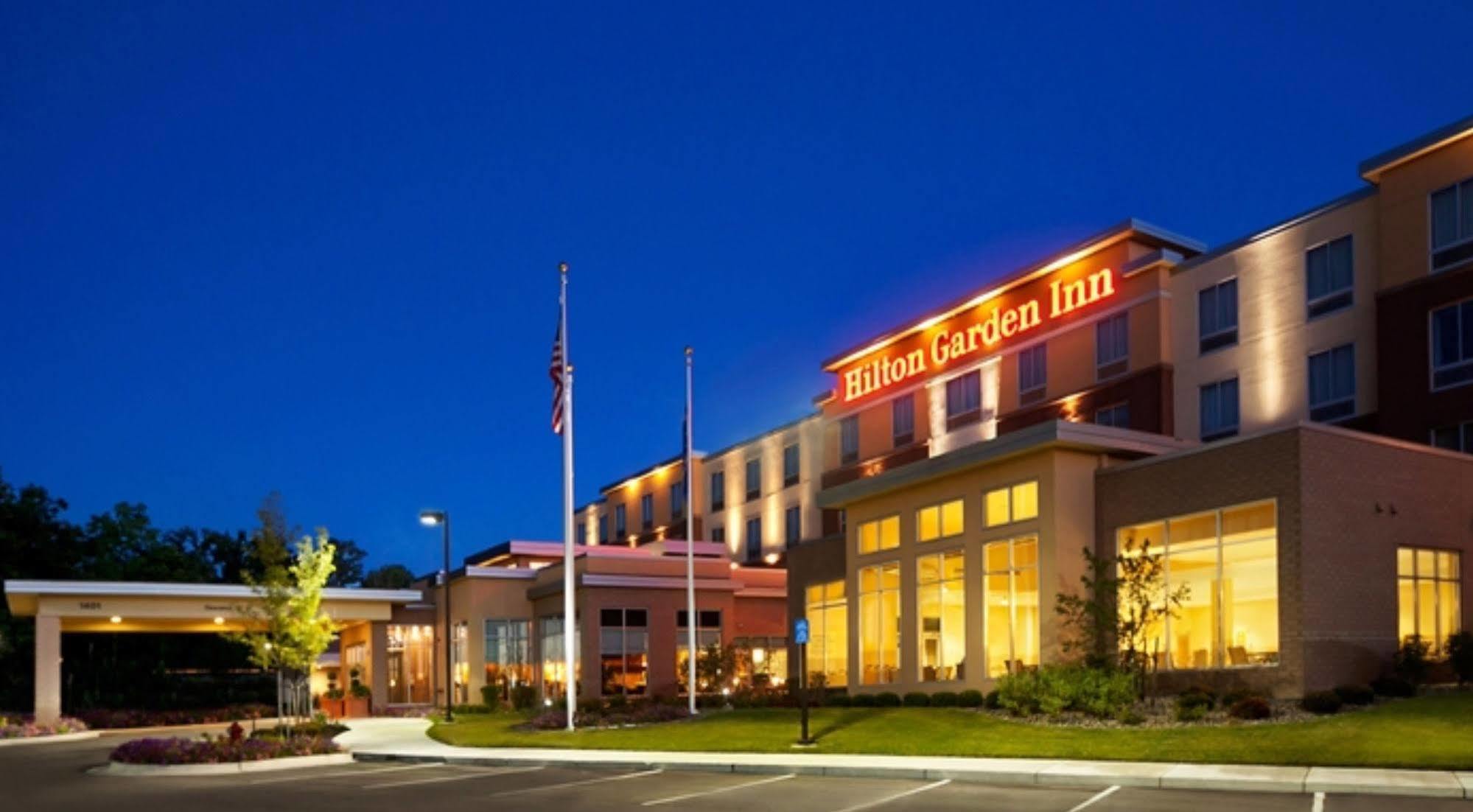 Hilton Garden Inn Ann Arbor Exterior photo